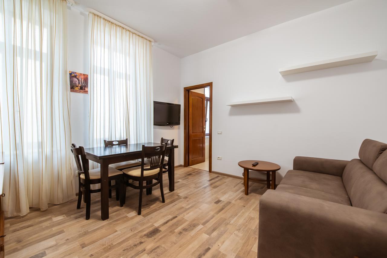 Bucharest Boutique By Jullie Aparthotel Buitenkant foto