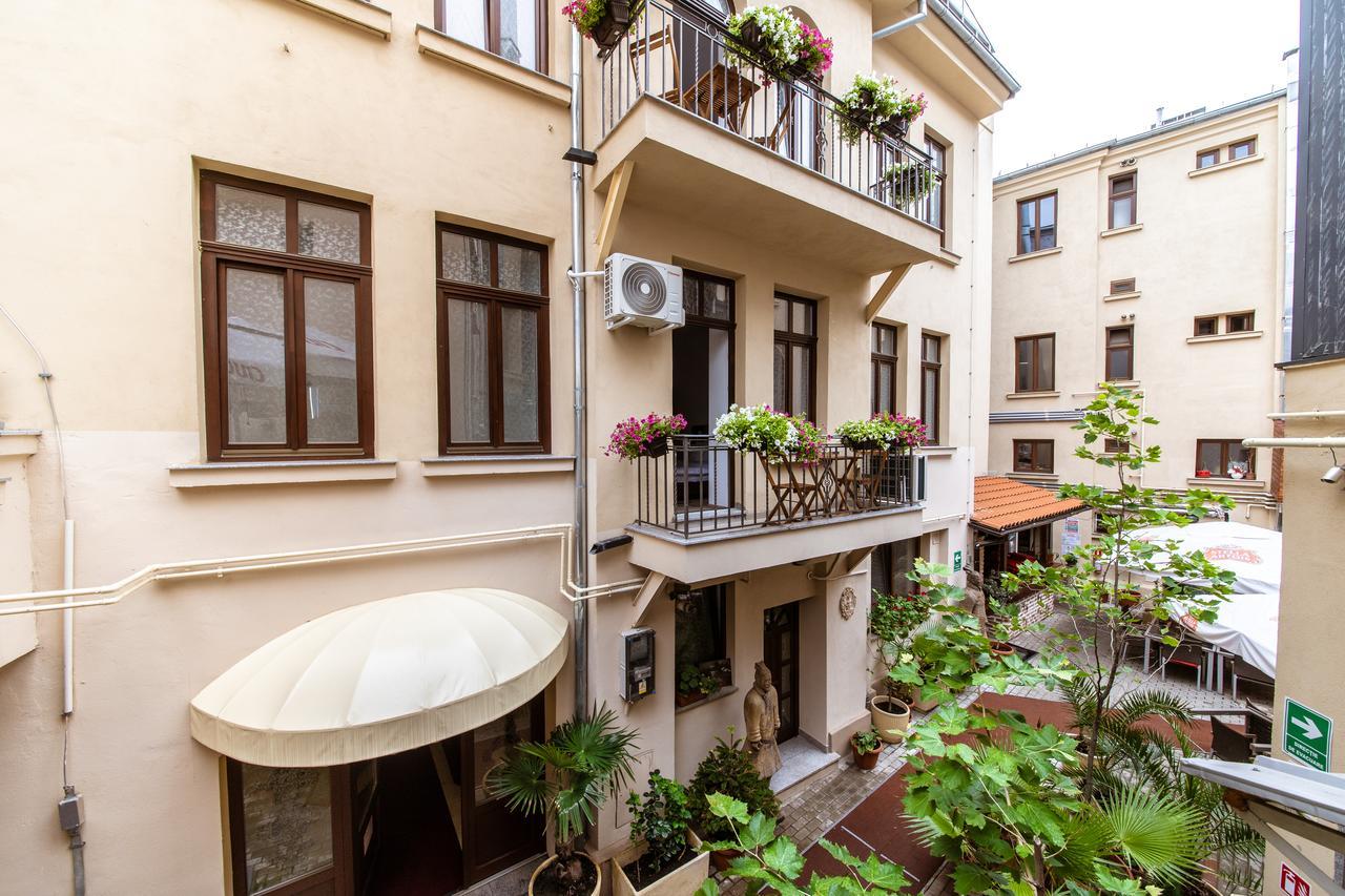 Bucharest Boutique By Jullie Aparthotel Buitenkant foto