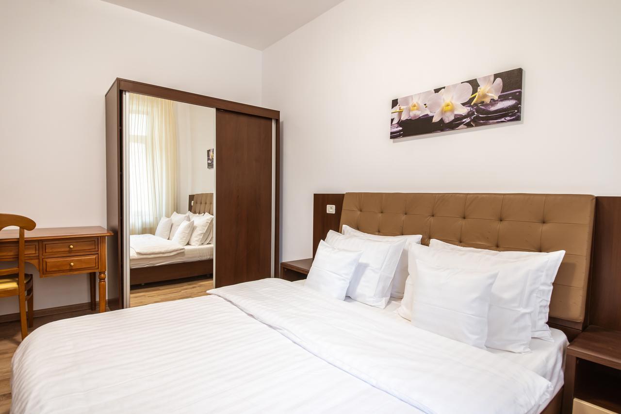 Bucharest Boutique By Jullie Aparthotel Buitenkant foto