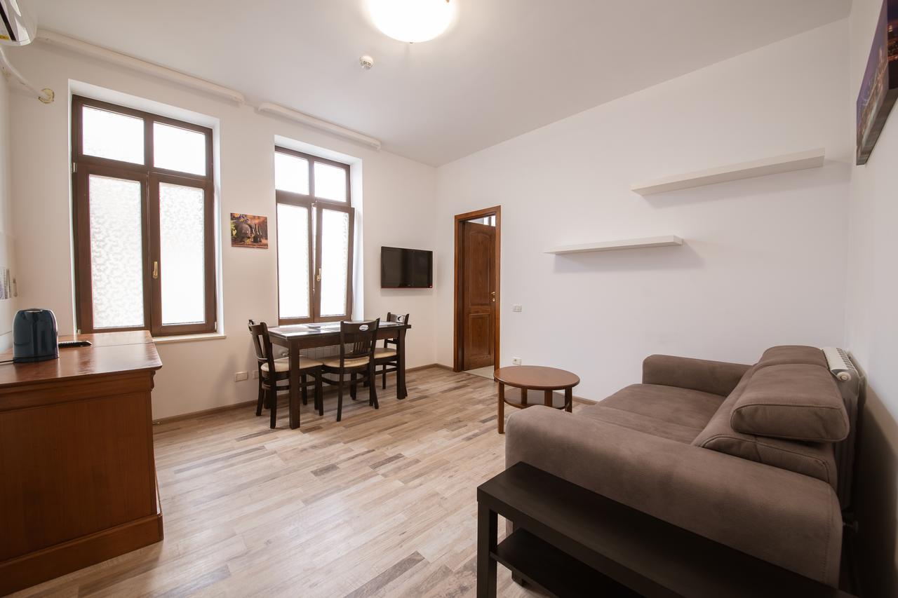 Bucharest Boutique By Jullie Aparthotel Buitenkant foto